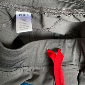 Figs Kade cargo scrub pants- charcoal L tall